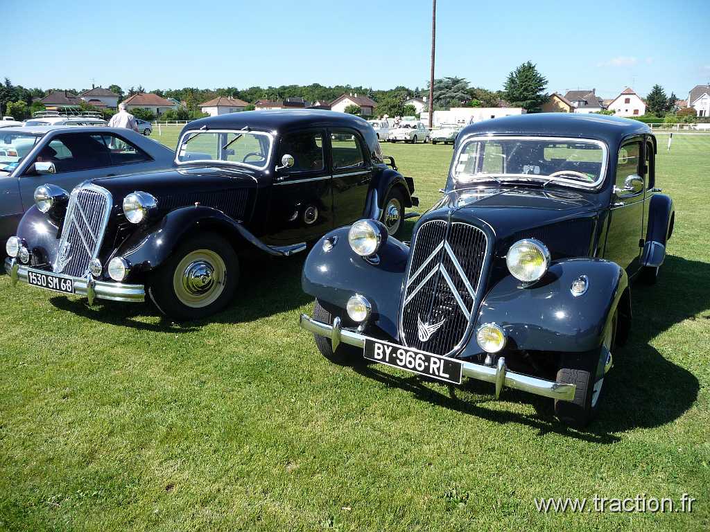 20160709 Richwiller 40.JPG - 09/07/2016 - 68120 RICHWILLER - 16ème BROC AUX TACOTS, la Citroën Traction 15CV de Jean-Luc et la 11CV d'Adrien